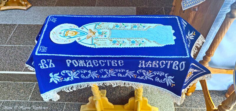 Tiedosto:Lintula 02 hautakuva ja hap.jpg