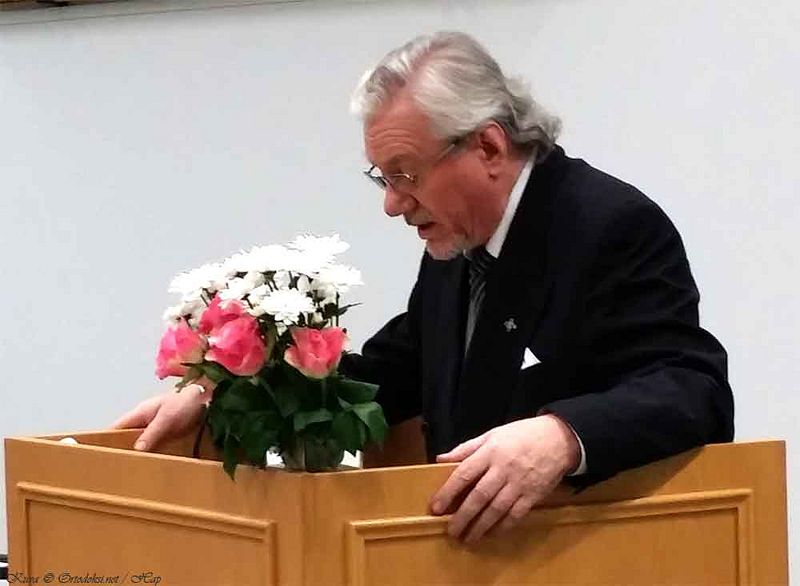 Tiedosto:Topi ikalainen hap.jpg