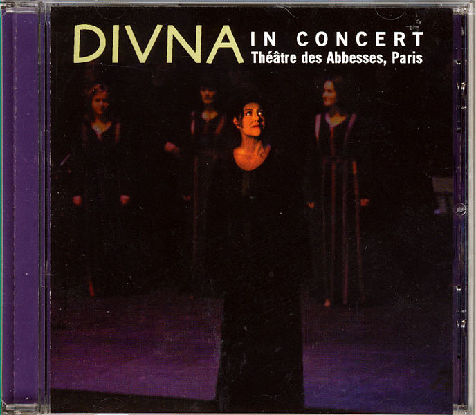 Tiedosto:Divna in concert kansi.jpg
