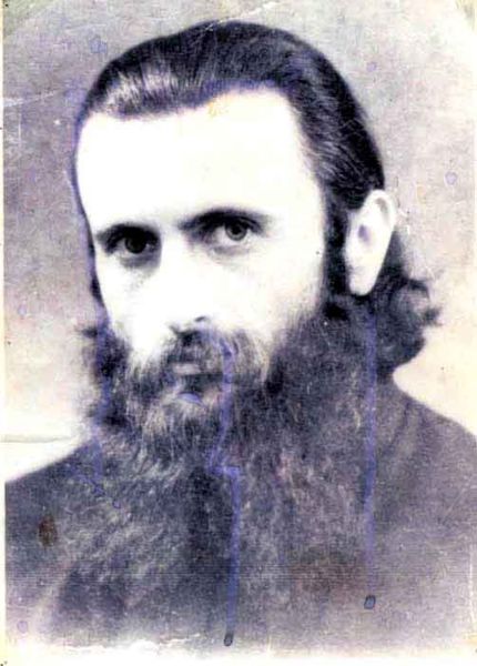 Tiedosto:Arsenie boca wik.jpg