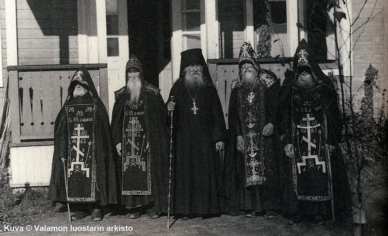 Tiedosto:Skeemamunkkeja vla.jpg