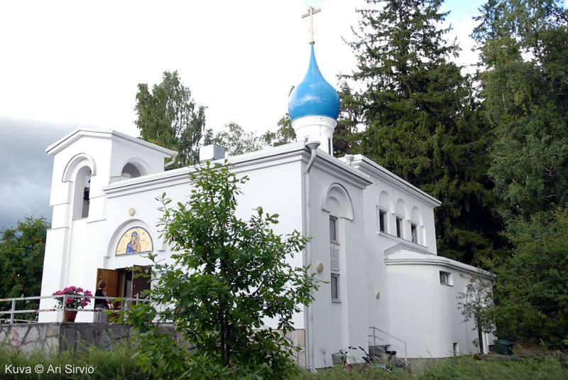 Tiedosto:Järvenpaan kirkko2 as.jpg