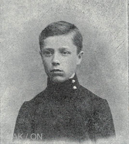 Tiedosto:Gaurilow nuorena ak.jpg